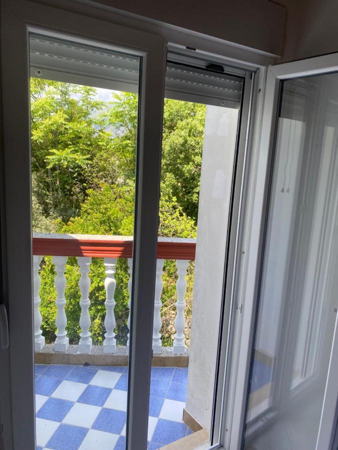 Vasiniko Apartment Kotor Exterior photo